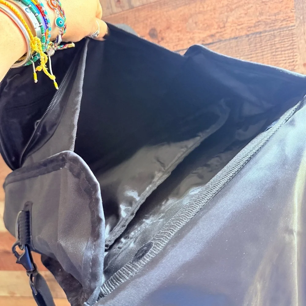 Kensington Black Stylish Convertible Backpack Messenger Saddle Bag